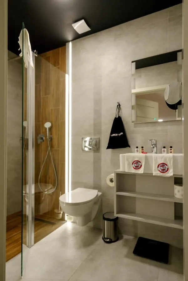 Kamienica No 111A Warsaw Airport Aparthotel