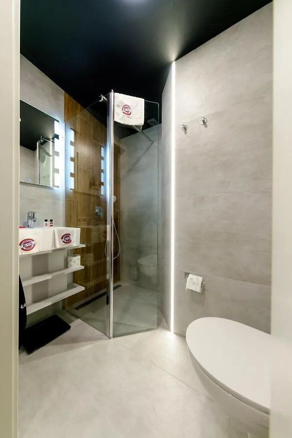 Kamienica No 111A Warsaw Airport Aparthotel Πολωνία