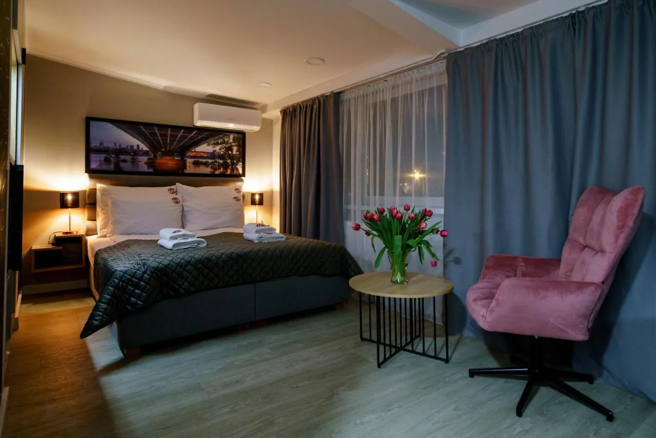 Kamienica No 111A Warsaw Airport Aparthotel