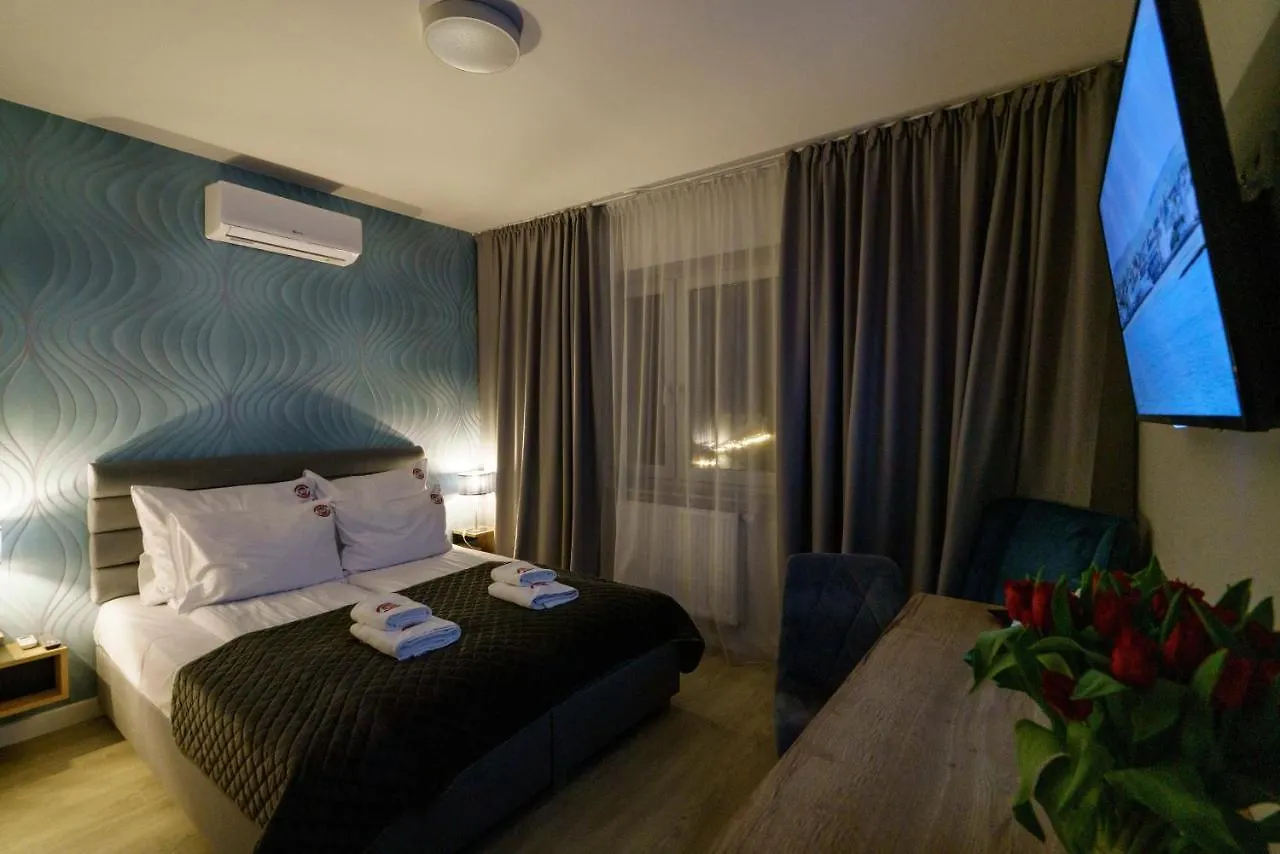 Kamienica No 111A Warsaw Airport Aparthotel